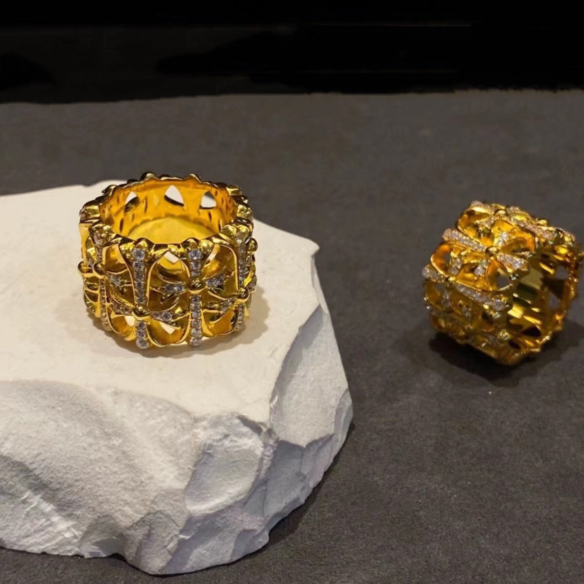 Chrome Hearts brick inlaid gold burial ring